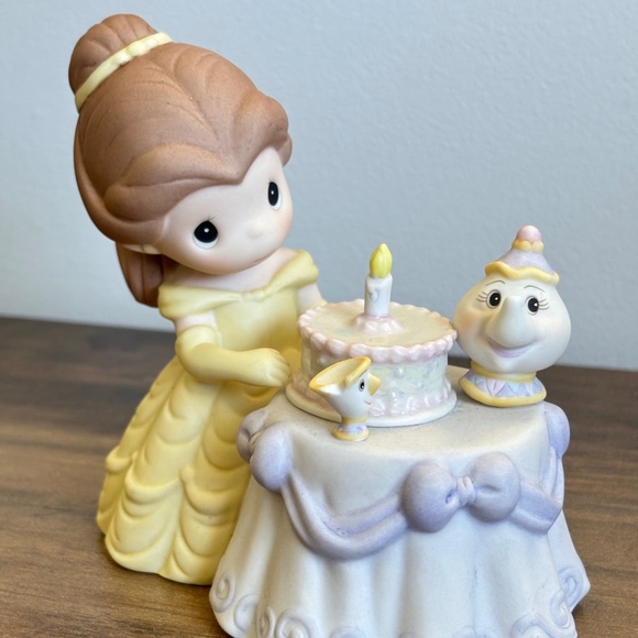 Disney PRECIOUS MOMENTS Be My Guest For Our Birthday Best Figurine Belle - Picture 1 of 12